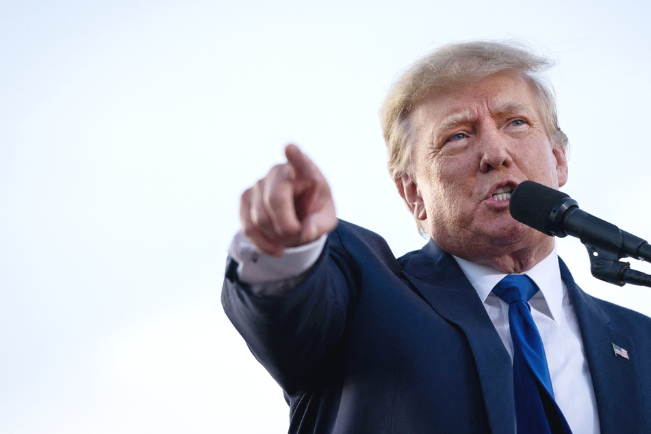 Donald Trump's Twitter gets hit with search warrant by special counsel