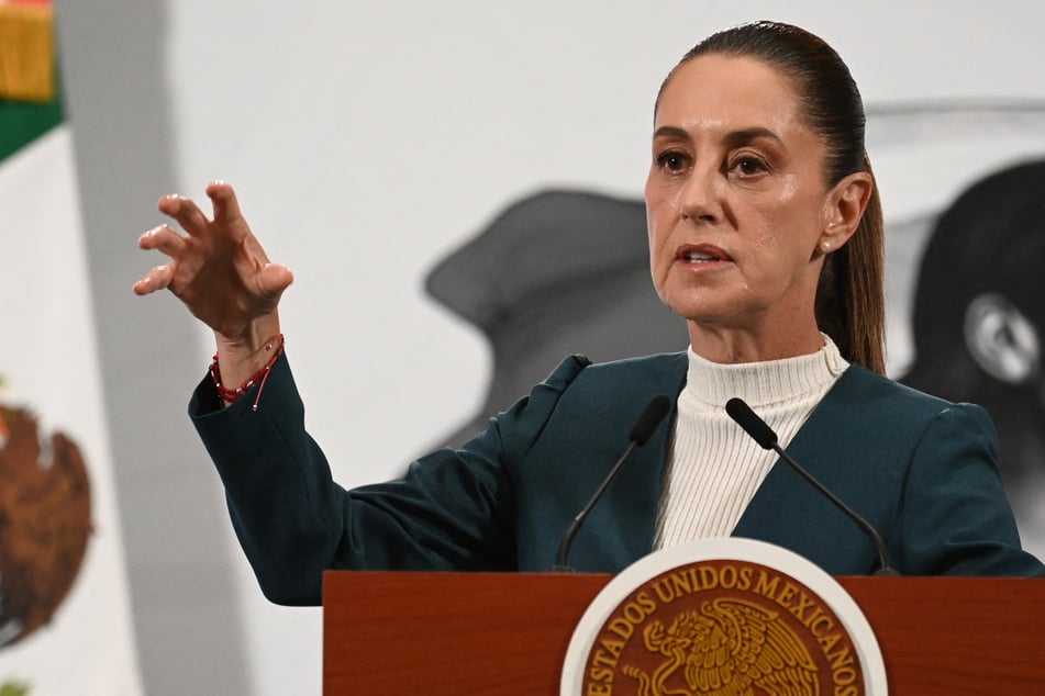 Mexico's Sheinbaum responds to claims that cartels are offering bounties for ICE officials