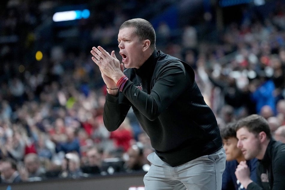 Following Rick Pitino's departure from Iona, the program found their new head coach in Tobin Anderson (pictured) who comes from Fairleigh Dickinson.