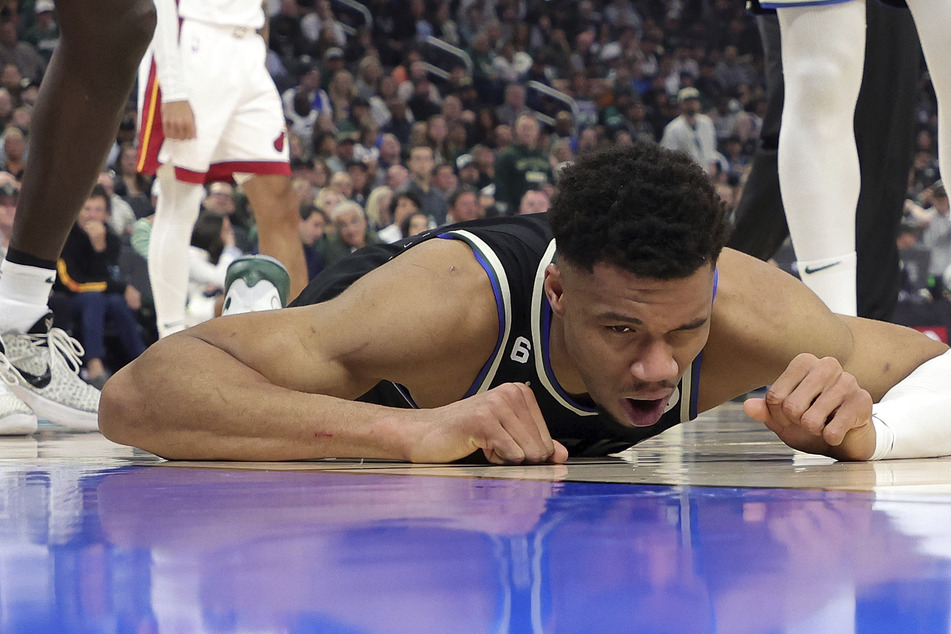 Giannis Antetokounmpo undergoes surgery, Bucks confirm