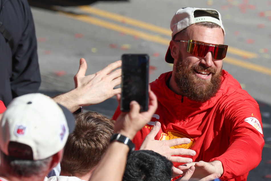 Travis Kelce makes major donation to young girls shot at Super Bowl parade