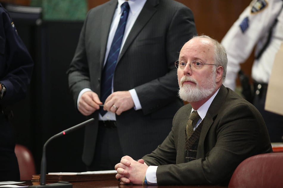 Survivors of "predator" ex-Columbia gynecologist reach huge settlement