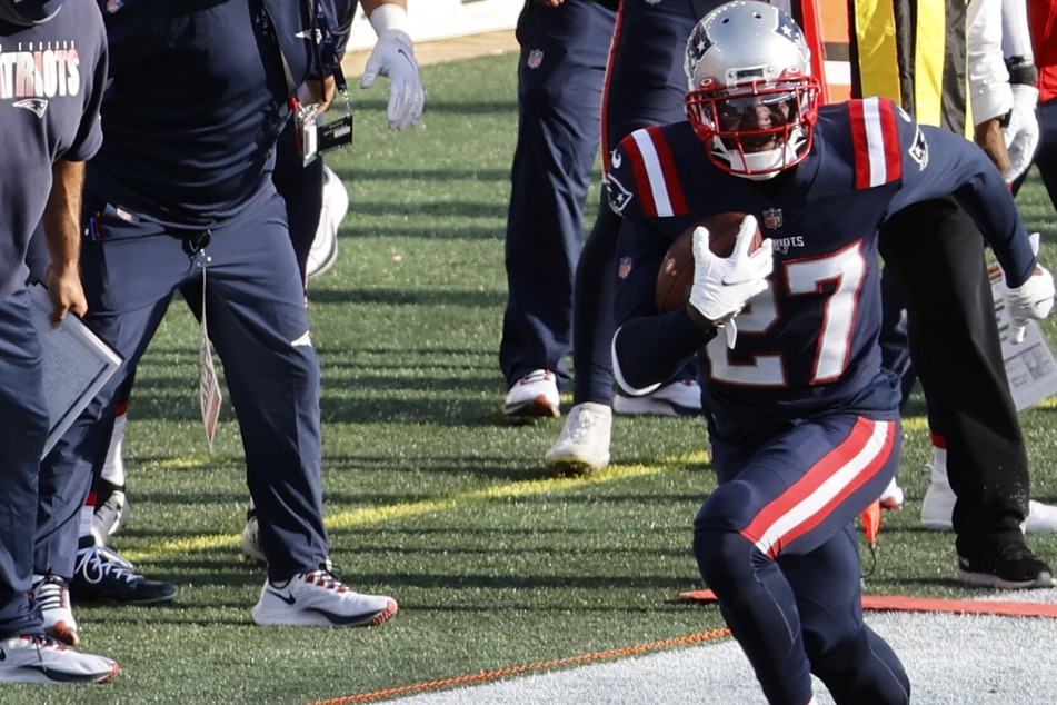NFL: Four picks by New England’s defense help the Patriots ground the Jets