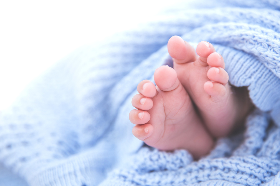 Look who's talking! Did this eight-week-old just say his first word?
