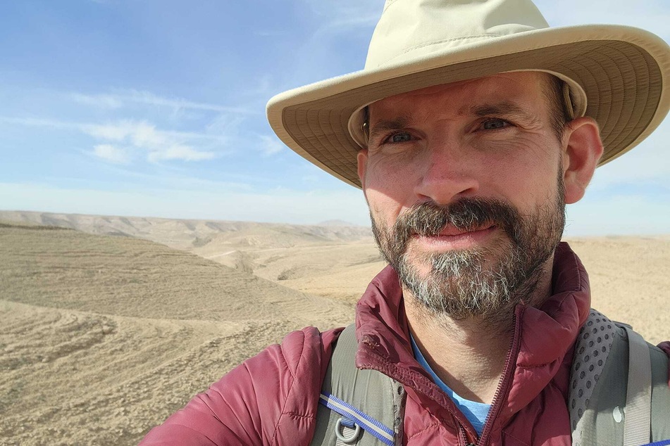 American researcher remains stuck in Turkish cave as rescuers make progress