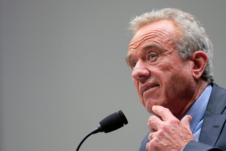 Robert F. Kennedy Jr. unveils plan to get every American to wear health trackers