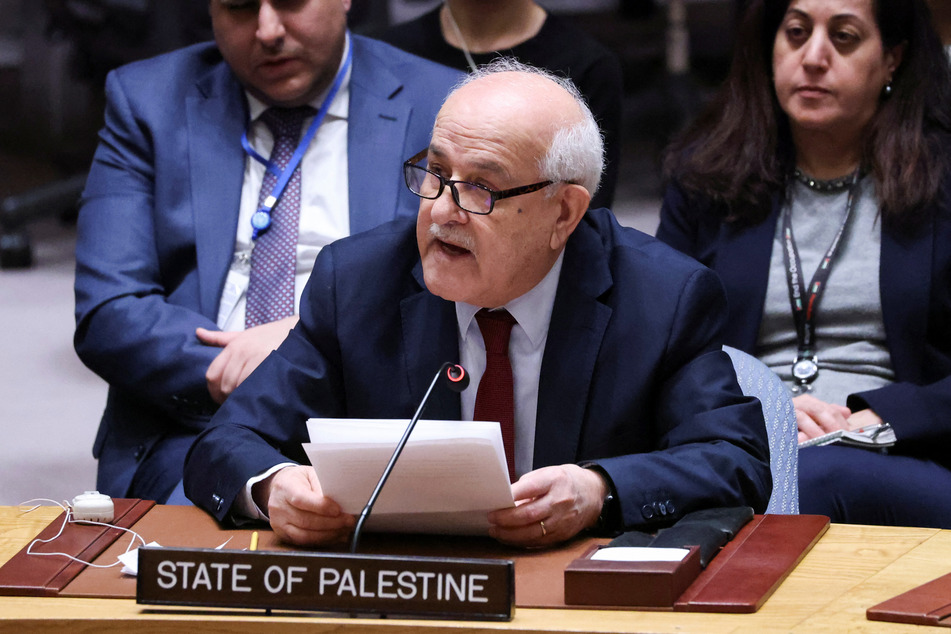 Palestinian UN envoy Riyad Mansour