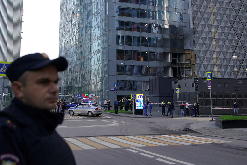 Moscow buildings hit by Ukrainian drone attack as Russia dismisses "act of desperation"