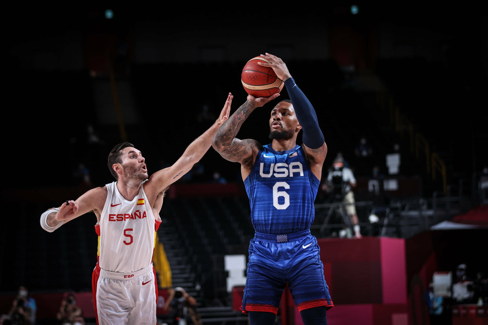 Damian Lillard finished with 11 points.