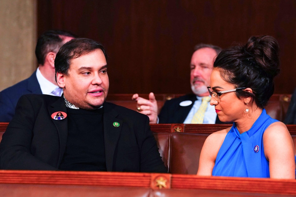 Former Colorado Representative Ken Buck recently made a joke drawing a harsh comparison between George Santos (l.) and Congresswoman Lauren Boebert (r.).