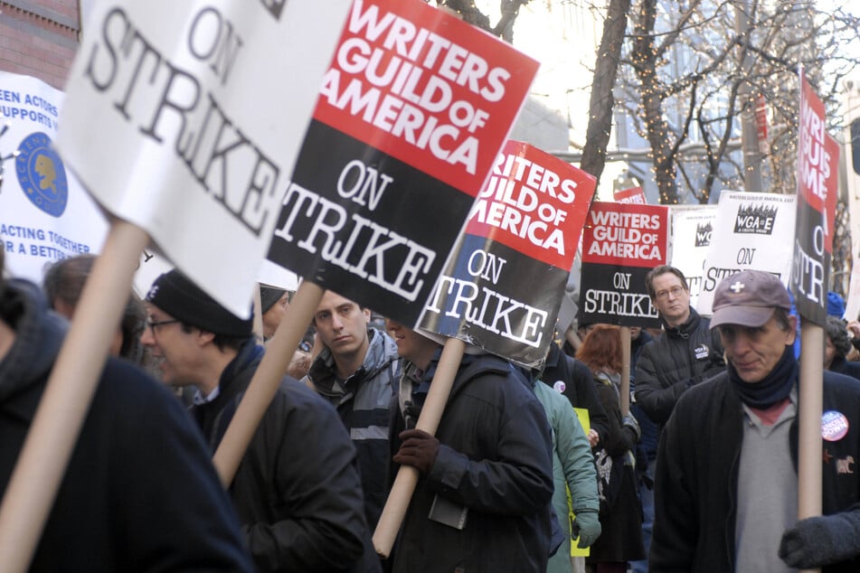 What TV shows would stop if Hollywood's WGA writers strike?