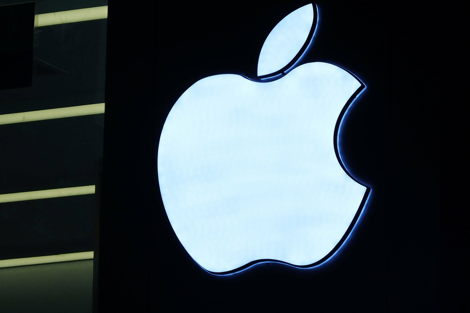 Apple introduces its first over-ear headphones, but the pricing is making a lot of noise