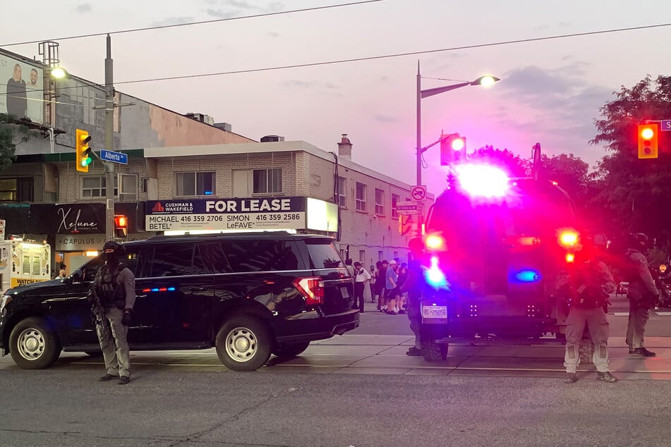 Toronto festival shooting leaves two dead as police search for suspects
