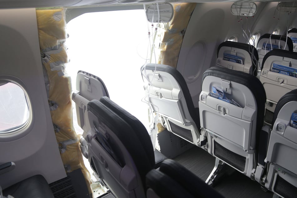 A panel blew off a Boeing 737 MAX 9 aircraft under Alaska Airlines, sparking investigations into the safety of the plane.