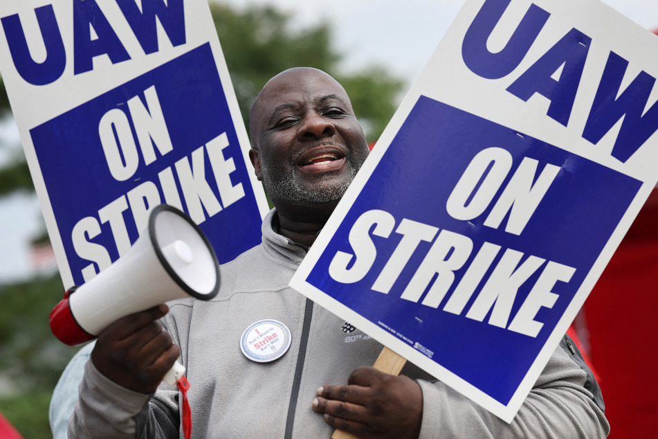 The United Auto Workers says that there are still "significant gaps to close" despite some progress.