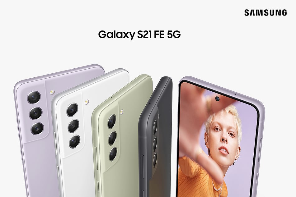Changes are supposed to include a stylus for the S22 and better cameras.