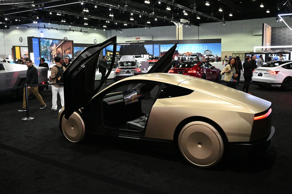 Tesla is finally launching their New York City robotaxi initiative – but is it legal?