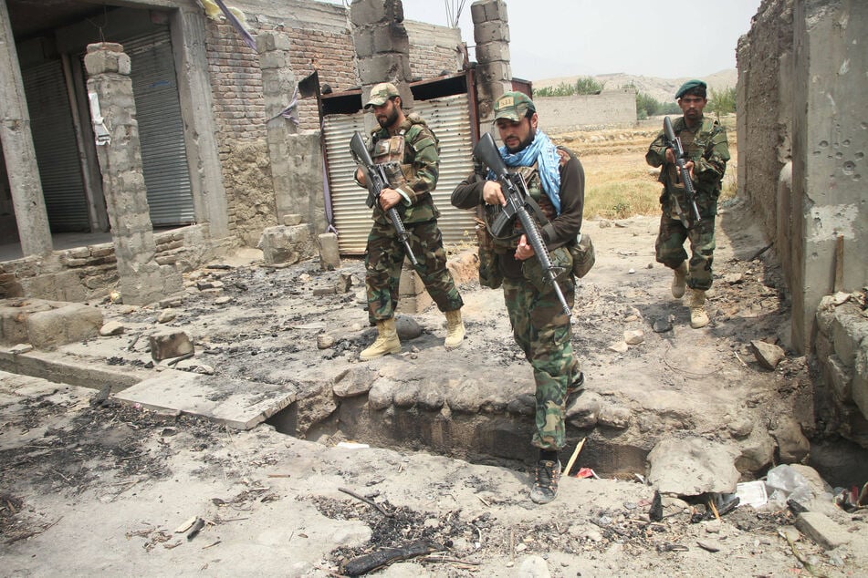 Biden says that Afghans must now "fight for themselves" as Taliban advance continues