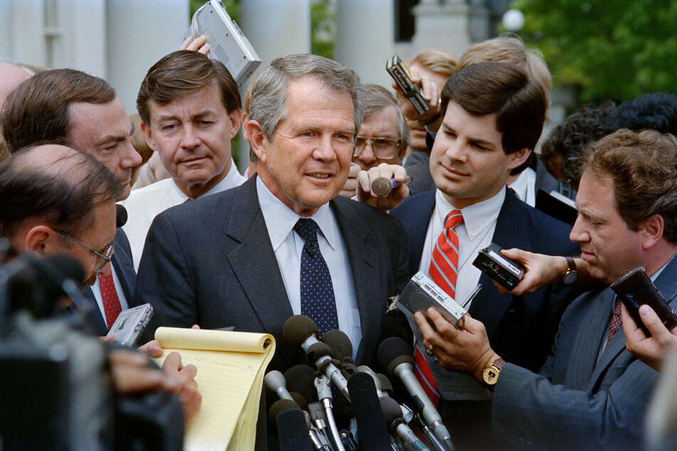 Pat Robertson has passed away at the age of 93.