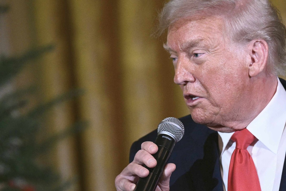 Trump says he'll sign an order stripping states of the right to regulate AI: "Only One Rulebook"