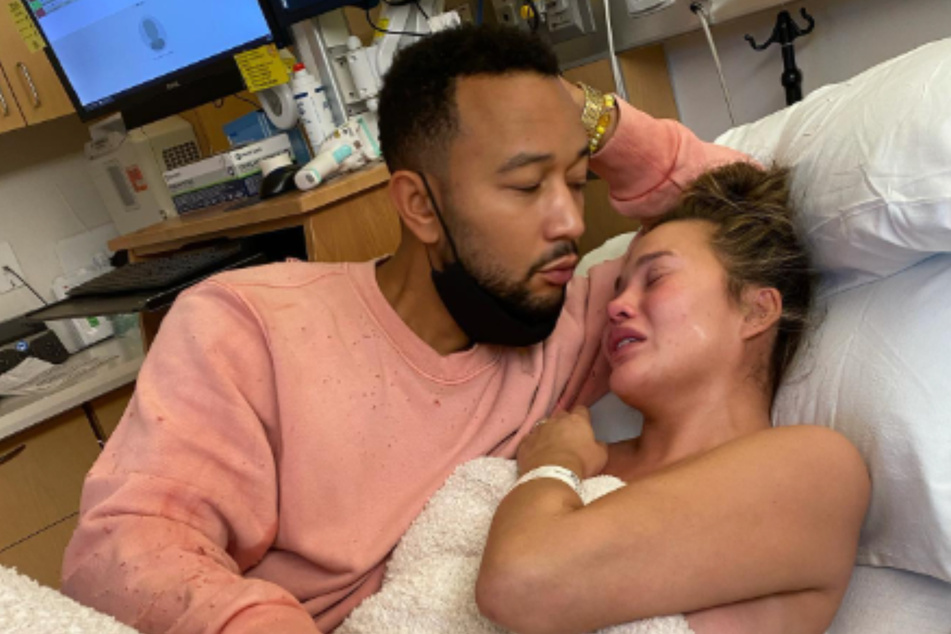 Chrissy Teigen (r.) and John Legend suffered a devastating pregnancy loss five years ago when their unborn son's heart stopped beating.