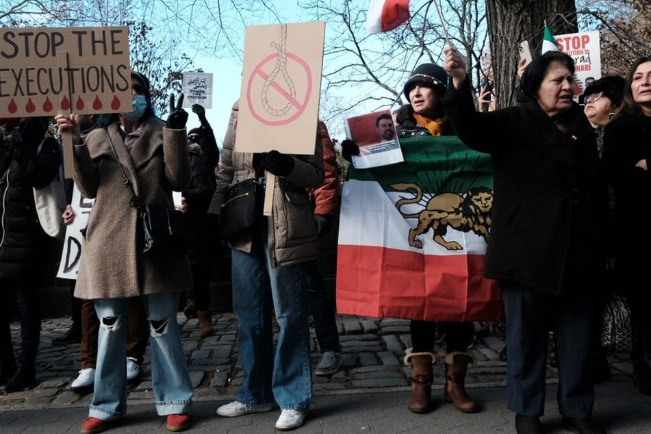 Iran executes two more demonstrators following protests
