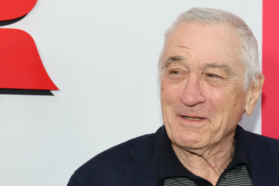 Robert De Niro shares first look and name of baby girl