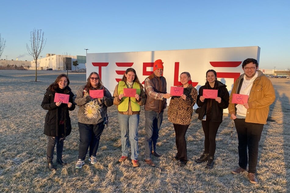 Tesla Autopilot workers in Buffalo announce their intent to unionize!