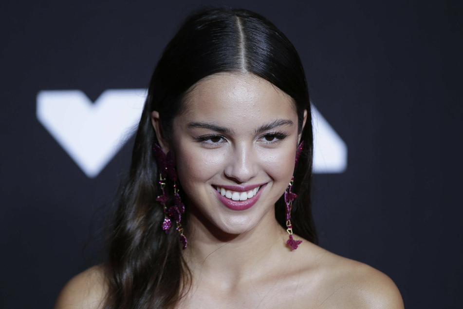 Olivia Rodrigo (18) was named best new artist and won song of the year for Drivers License.