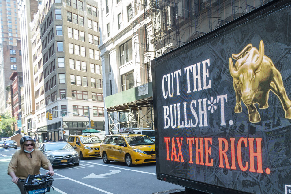 World's richest increased their wealth by trillions while paying next to no taxes, new study reveals