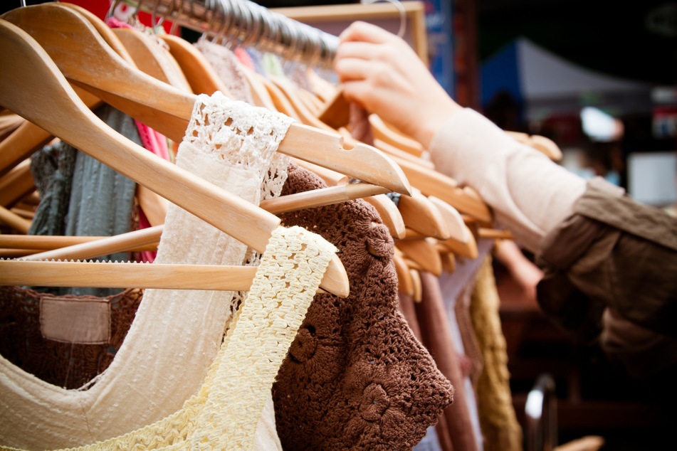 There was more than meets the eye to JoAnn Murray's fabulous thrift store find (stock image).