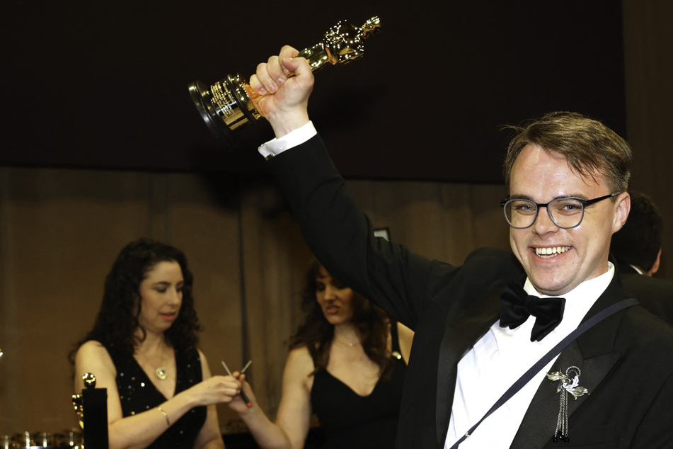 Lost Oscar! Lufthansa on goosechase for missing filmaker award after TSA spat