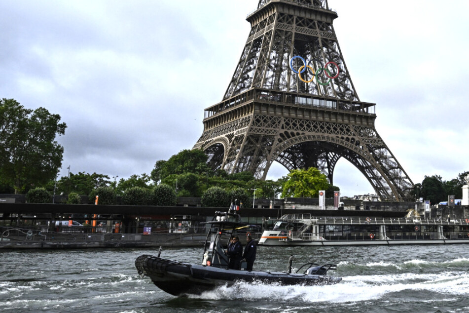 Parisians threaten to defecate en masse in protest ahead of Olympics: "a kind of sh*tting flash mob"