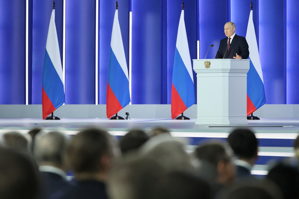 Putin slams US in State of the Nation address and suspends nuclear arms treaty