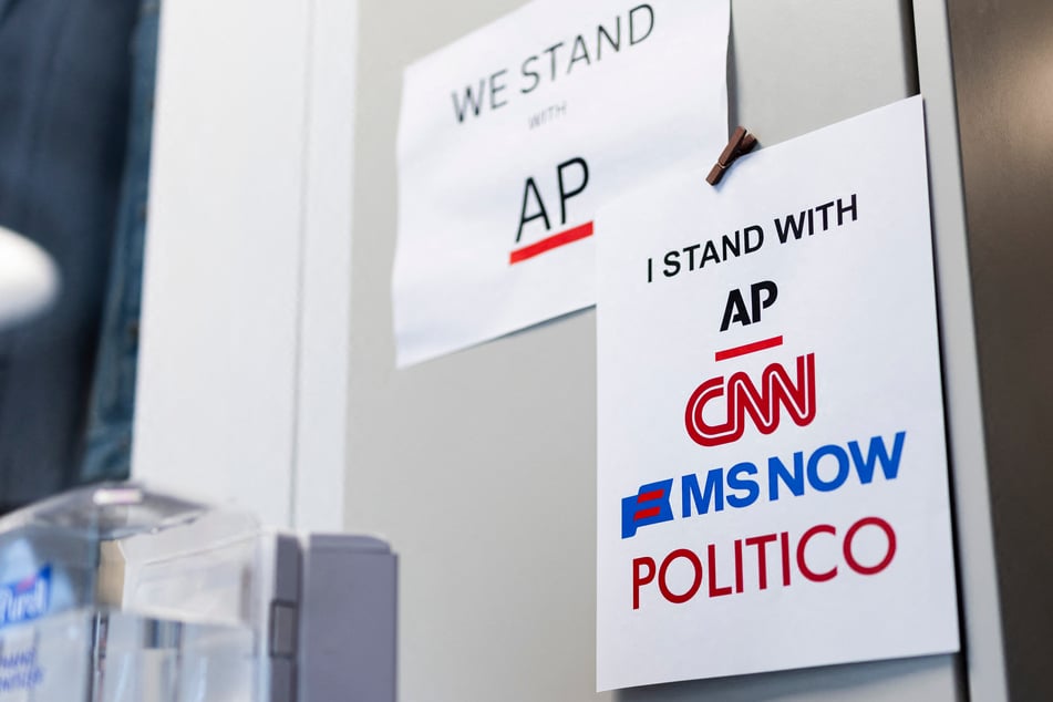 Major TV networks in the US have halted their involvement in the pool covering President Donald Trump. The move comes as CNN, MS NOW, and Politico sue over their White House bans.