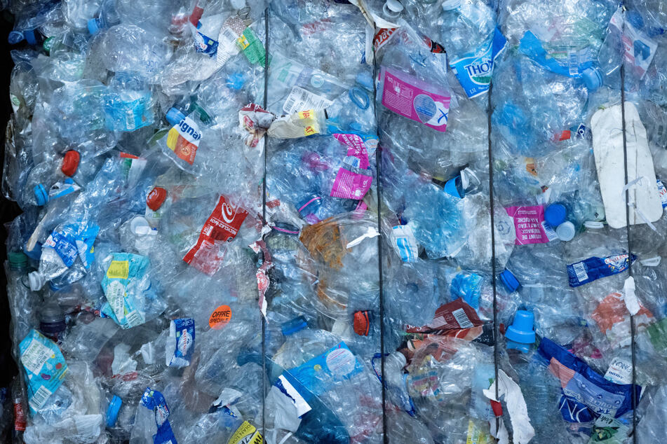 G7 environment ministers set big goal to end to plastic pollution