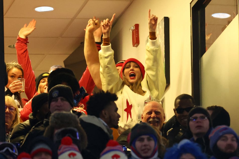Taylor Swift reacts after Kansas City Chiefs tight end Travis Kelce scores a touchdown.