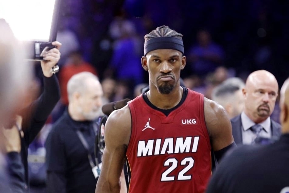 Jimmy Butler burns PJ Tucker with hilarious farewell message