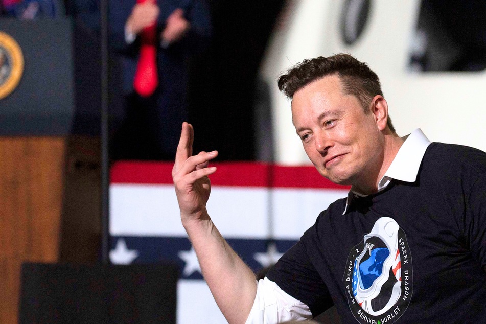 Elon Musk shoots down report that SpaceX is frontrunner to build Trump's "Golden Dome" defense system