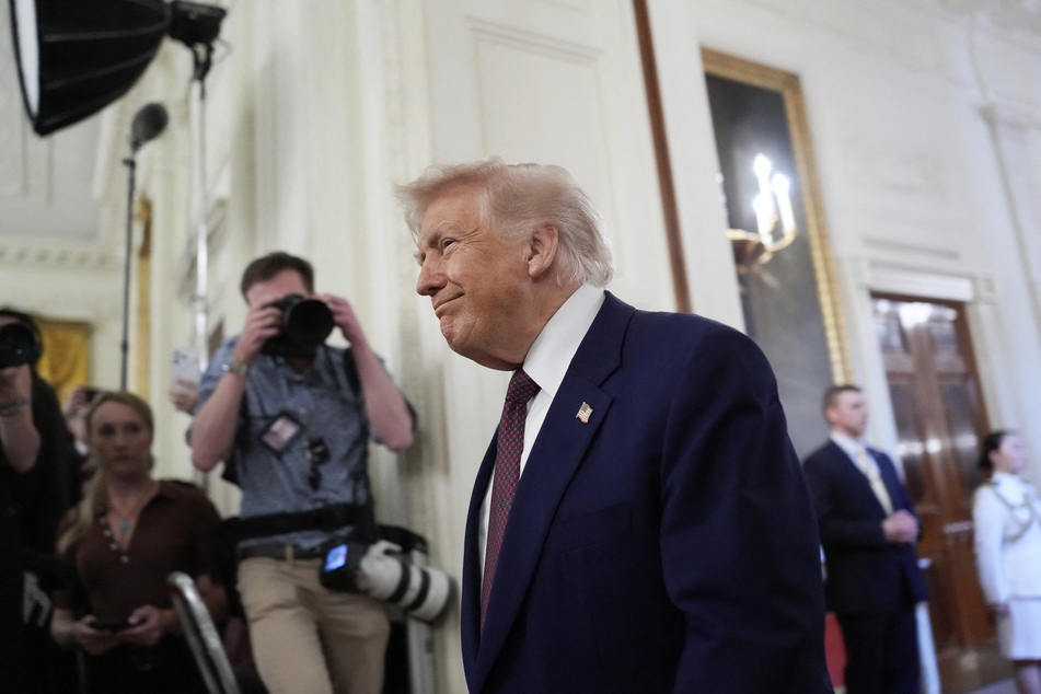 Donald Trump is accused of violating the War Powers Act by starting the Iran war without congressional approval.