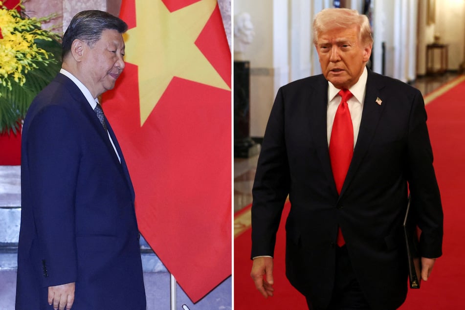 China said it will only start negotiations on ending the trade war started by President Donald Trump (r.) when the US stops its "threatening and bullying."