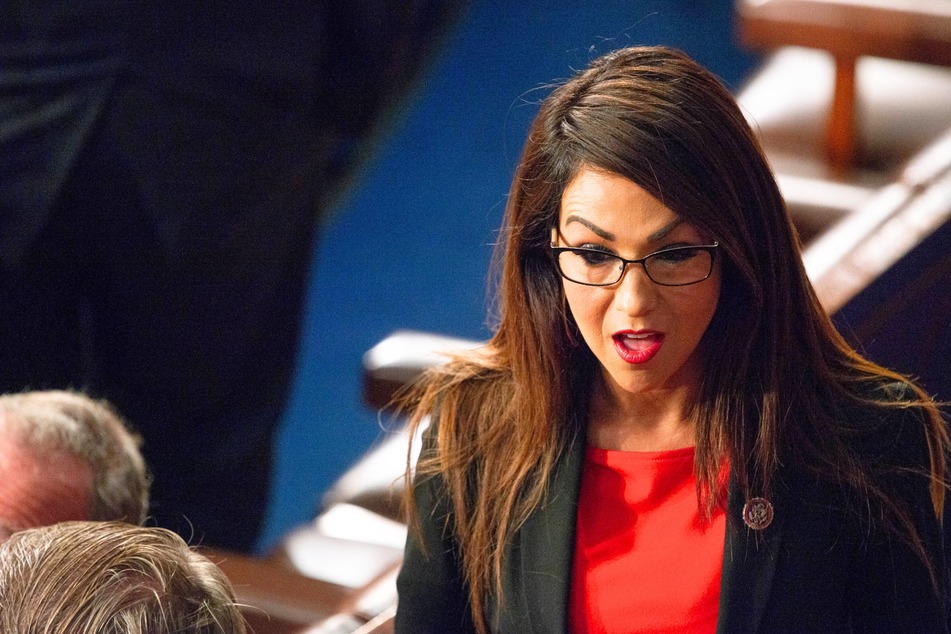 Lauren Boebert gets slammed over district switch: "Trying to hold on to power"