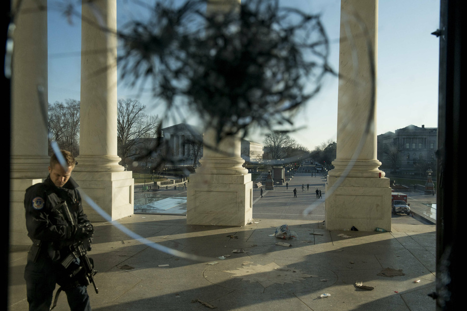 The Capitol Police's lockdown policy "may not have been consistently followed," Pittman admitted.