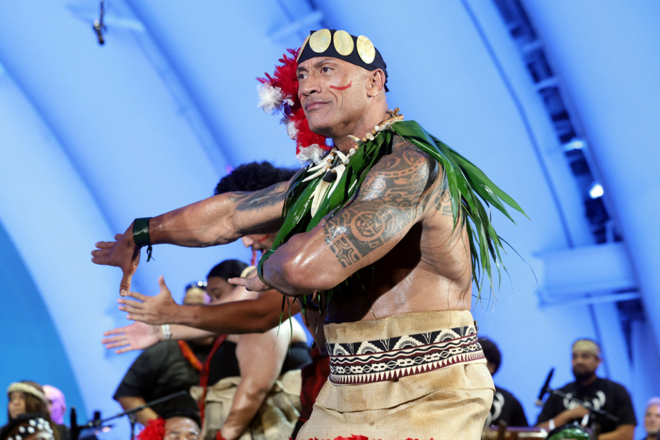 At the world premiere at the Hollywood Bowl in Los Angeles, Dwayne Johnson also performed as the demigod Maui.