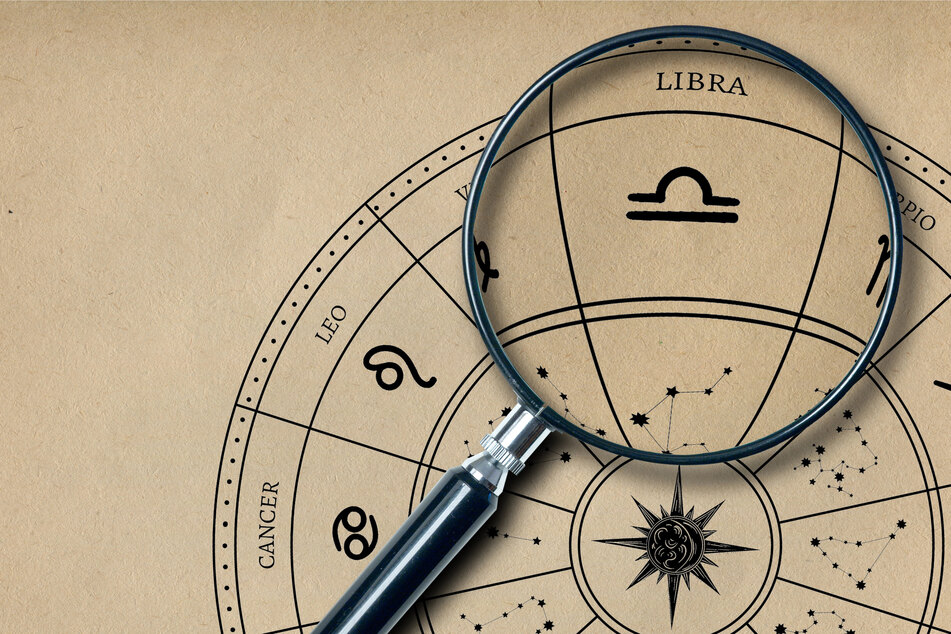 Free Libra monthly horoscope for April 2025