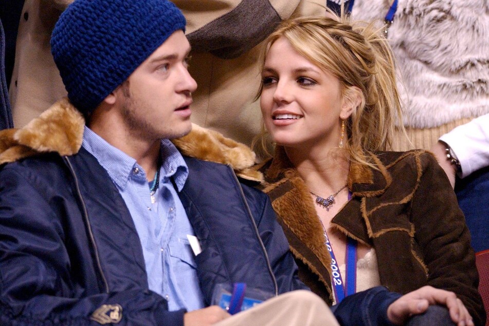 Britney Spears shades Justin Timberlake in memoir announcement!