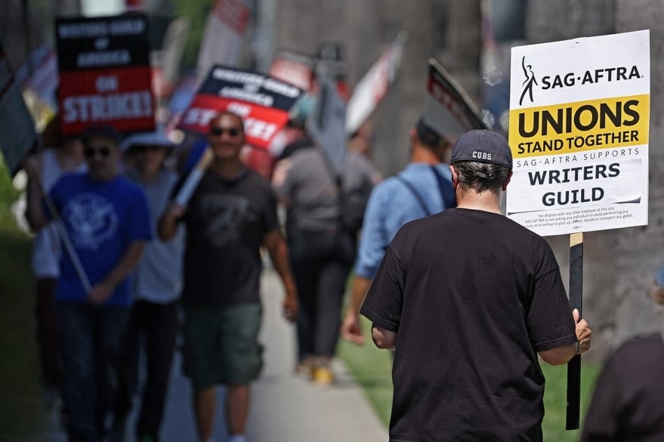 Hollywood on edge ahead of latest actor strike deadline