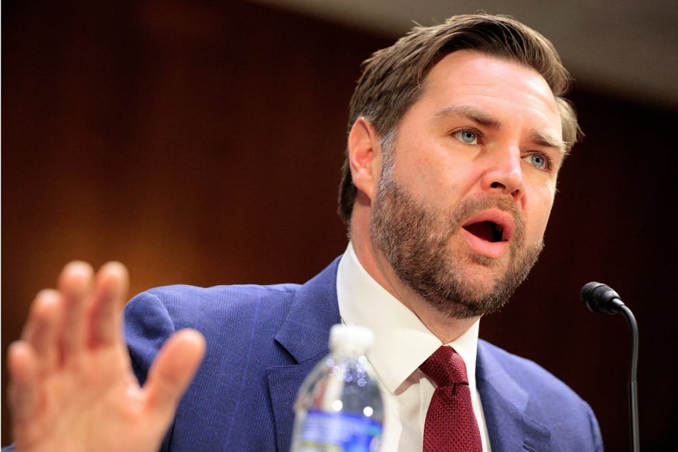 JD Vance reportedly ordered Ohio River water levels to be raised for birthday kayak trip