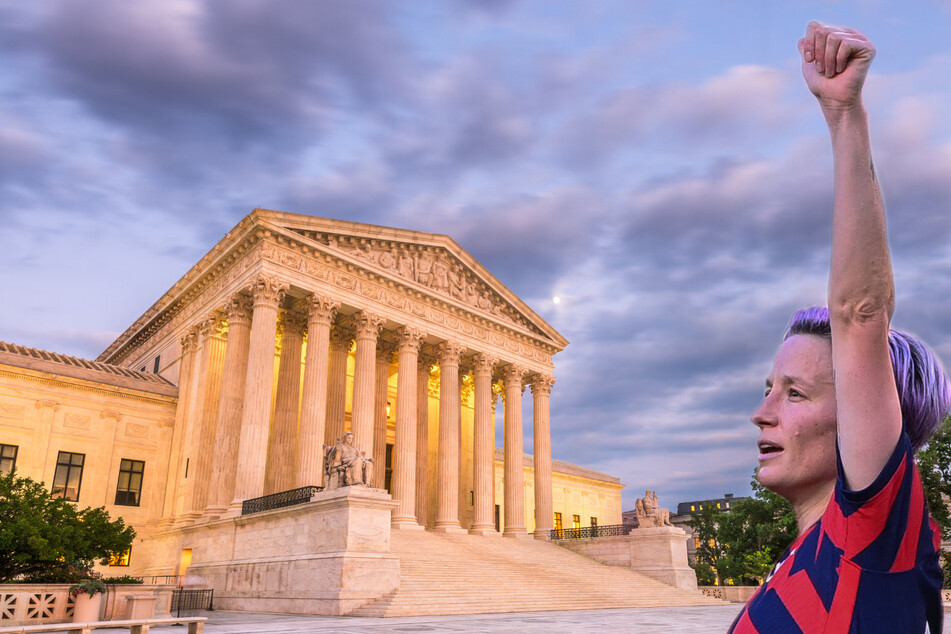 Hundreds of US athletes urge Supreme Court to protect abortion rights