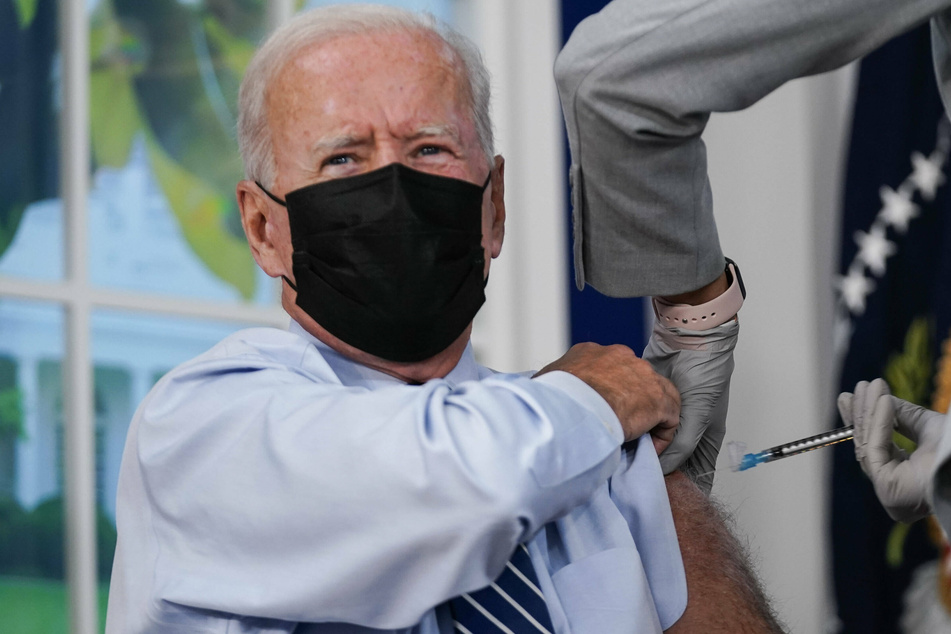Biden gets booster shot amid push to increase Covid vaccination rate
